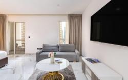 Luxurious Studio with balcony in JBR