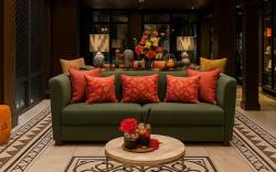 Boutique Poolview Stay l Walk to Central Phuket