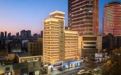 Atour Light Hotel Xuzhou Suning Plaza Zhongshan South Road