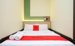 RedDoorz Plus @ Pasar Bengkong Centre Batam