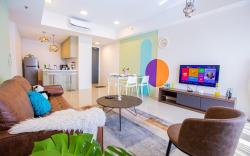 Georgetown High Floor Luxury 3BR Suite