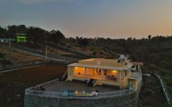Khushi Home - Valley View Retreat