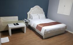 Winners Hotel