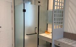 Rix Hotel District 1, Double Room with Balcony 3_1