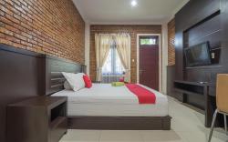 RedDoorz Plus near Cambridge City Square 2