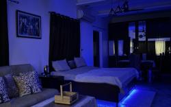 Sundeck-open view balcony stay in Delhi