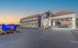 Studio 6  Suites Perris, CA
