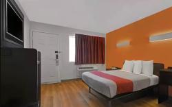 Super 8 by Wyndham San Jose