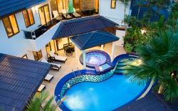 Luxury Pool Villa T1 near Walking Street/5BR/BBQ