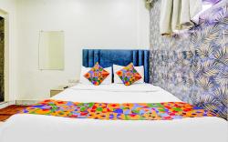 FabExpress Sumit Palace