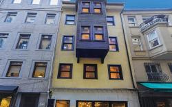 Meroddi Galata Mansion