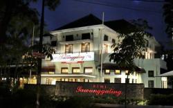 Sawunggaling Hotel