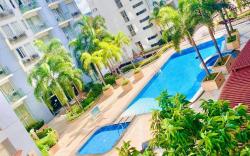 One Palm Tree Villas Condo Across NAIA TERMINAL 3