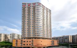 Vienna Hotel Ezhou Riverside Wuyue Plaza