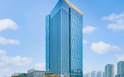 Vienna International Hotel Songzi Financial Building