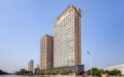 Vienna Hotel Wuhan Fenghuang Road Metro Station