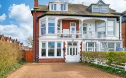 Fairhaven View by Guestz