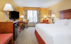 Holiday Inn Express & Suites Bloomington By IHG