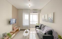 Comfortable Restful 2BR Nifarro Park By Travelio