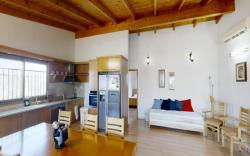 Cozy wood apartment with great view to Nazareth
