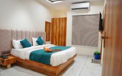Hotel Venzaa Vijay Nagar