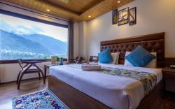  Himalayan Spurge Villa