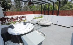 Greenview 2 BHK Getaway | Mint