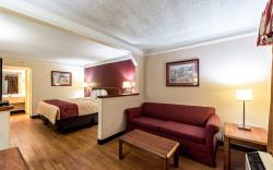 Red Roof Inn & Suite Clinton, TN