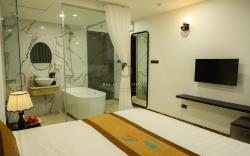 Bay Luxury Hotel & Spa - No1 Ngo Huyen