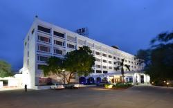 SRM Hotel - Tiruchirappalli