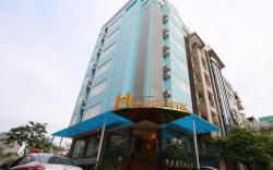 Home Cau Giay Hotel