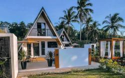 The Illustrado Villa Segovia w/ Pool near Tagaytay