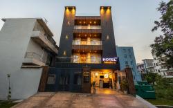 Hotel Admire Inn Sector 104