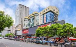 Home Inn Neo Guiyang Zhonghua Middle Road Penshuichi Metro Station