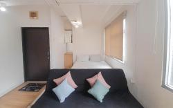 Big Studio at Jarrdin Cihampelas Apt By Travelio
