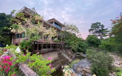 Baansuanrudee Resort