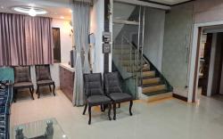 Bungalow in Navi Mumbai, Palava City