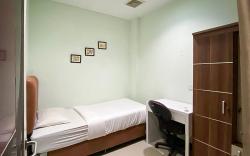 RedDoorz Hostel @ Finest Medan
