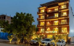 Saltstayz Premier Sector 50 & Golf Course Ext Road