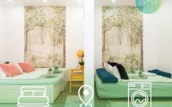 Mediterranean Hideaway w 2 BR 2 lvngrm & AC by NW