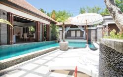 Beachside 3 BR Villa Di Bucu