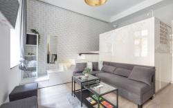 Budapest Coffee Apt. w AC. by NW