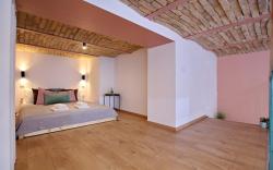 Canga Downtown Studio for 6ppl, balcony, projector