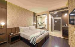 Luxury Experience by Sunday Hotels Pink City Jaipur with Swimming and Fine Dine