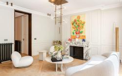 400sqm Luxury 4 Bedroom Designer Penthouse Paris