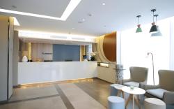 Home Inn Weihai High-speed Railway North Station Shichang Avenue RT-Mart