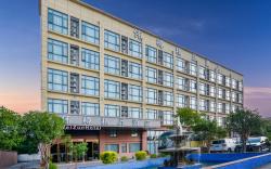 Weizun Boutique Hotel - Shanghai Hongqiao Airport National Convention and Exhibition Center 