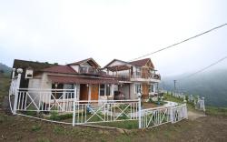 Jusgar Homestay 2BHK in Lansdowne by Homeyhuts
