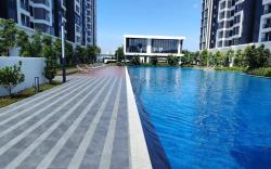 Suria Garden Family 3 Room Condo [7pax]