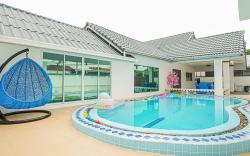 Daisy Pool Villa